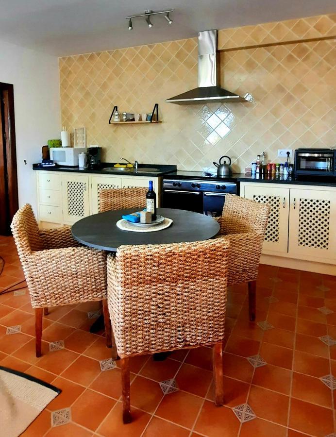 Hacienda La Buena Vida En Casita Almendas Appartement La Carrera de la Viña